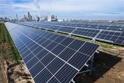 Austrijos atsinaujinančios energijos sąskaita sukelia ginčus dėl saulės mokes...