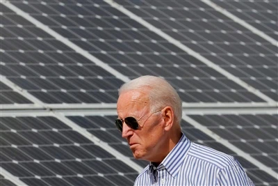 JAV teismas nusprendžia, kad Bideno saulės energijos tarifų sustabdymas yra n...